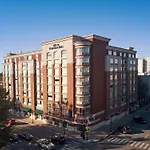 Courtyard By Marriott Athens Downtown