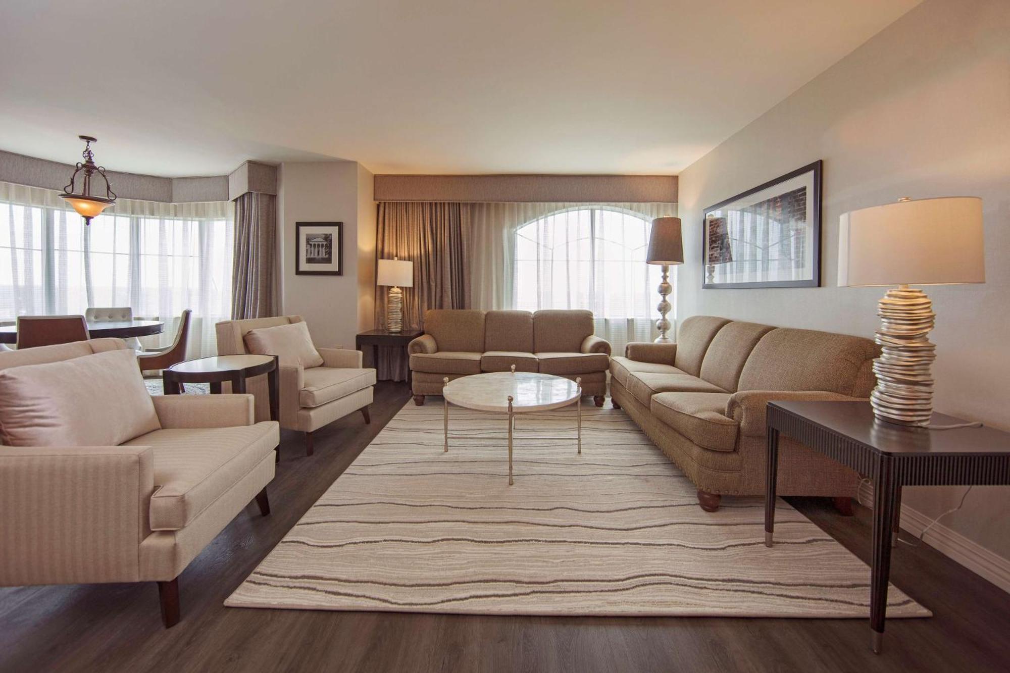 Courtyard By Marriott Downtown Athens