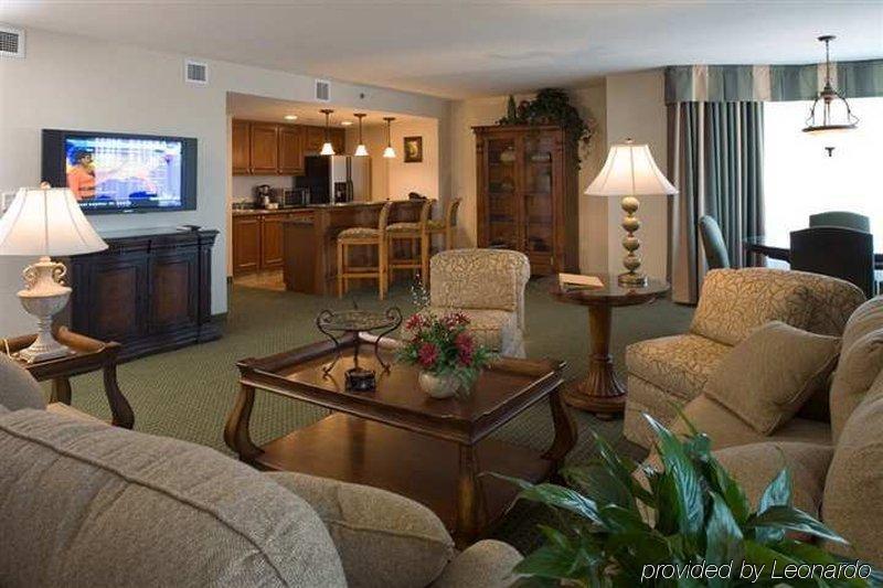 Courtyard By Marriott Downtown Hotel 3*