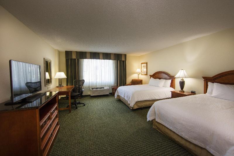 Courtyard By Marriott Downtown Hotel 3*