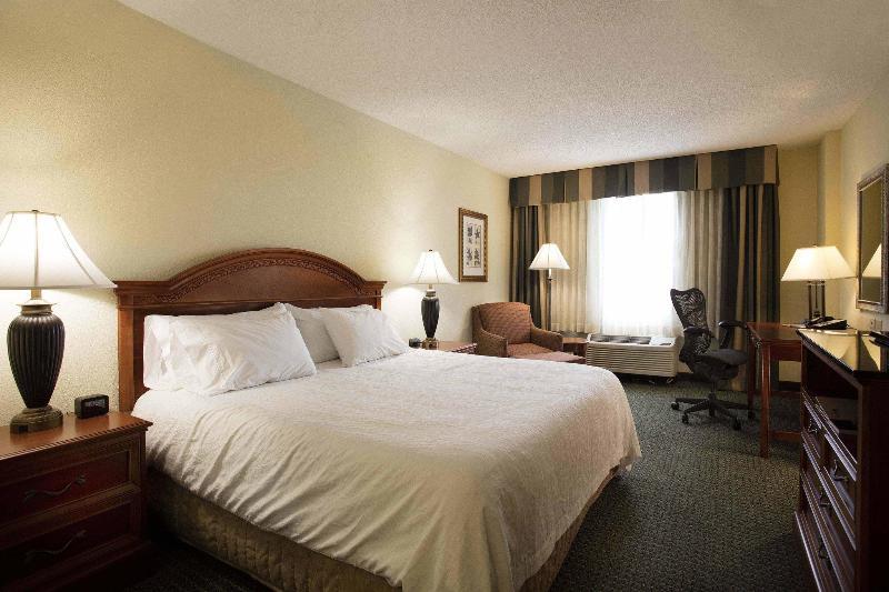 Courtyard By Marriott Downtown Hotel Athens