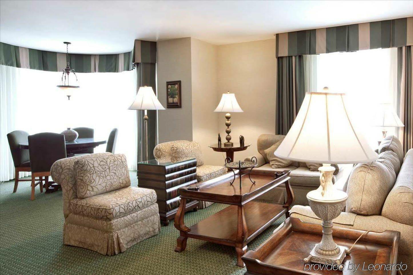 Courtyard By Marriott Downtown Hotel Athens