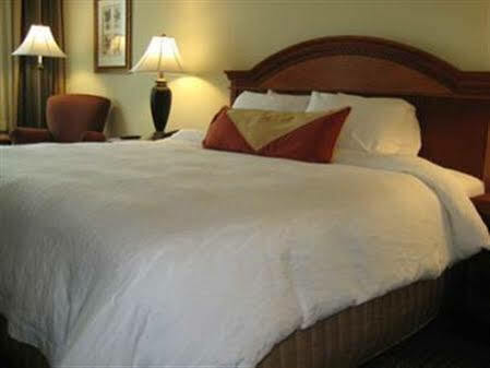Courtyard By Marriott Downtown 3*